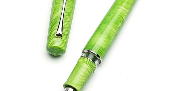 万年筆 Leonardo Messenger Green〈M〉 万年筆 Leonardo Messenger Green〈M〉 【公式通販】